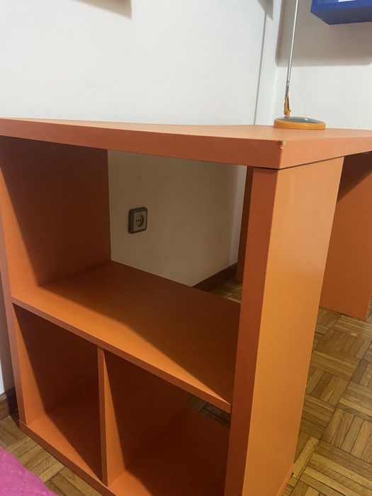 5 cubos + secretária