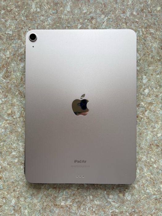 Apple iPad Air 5 M1 64 gb WiFi Starlight