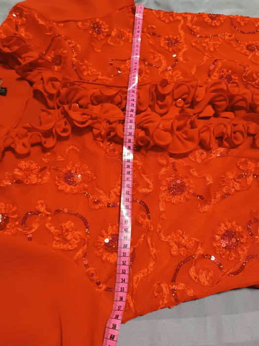 Жіноча червона блуза