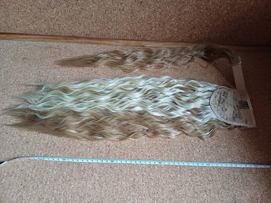 Extensão de cabelo comprido, rabo
de cavalo. Novo.