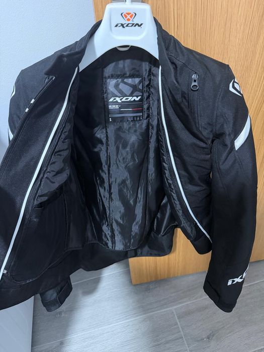 Casaco Ixon  Feminino