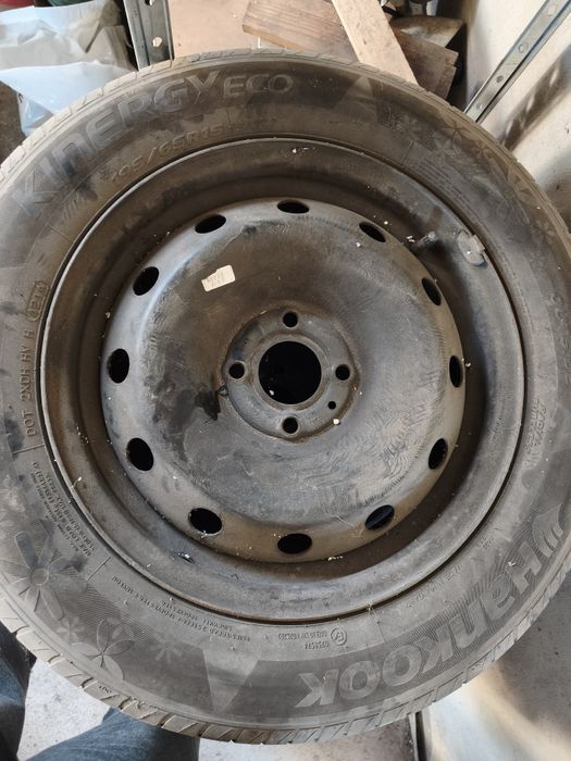 Felgi stalowe z oponami Renault Clio