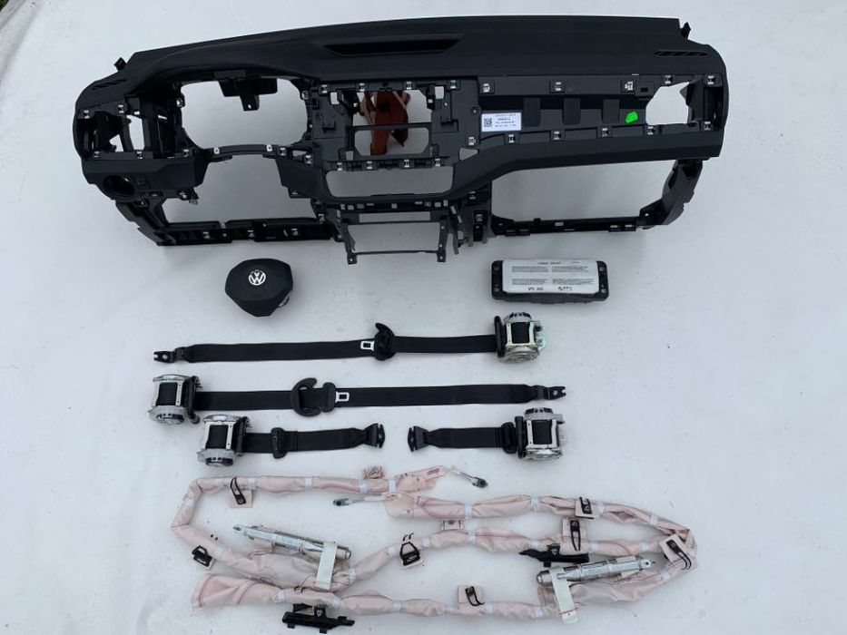 VW T-CROSS DESKA KONSOLA KOKPIT PULPIT PÓŁKA PARAPET PODUSZKI AIRBAG PASY PAS KURTYNY KURTYNA Raz2