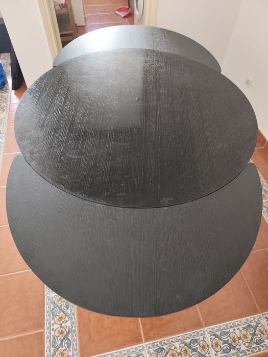 Mesa redonda extensível