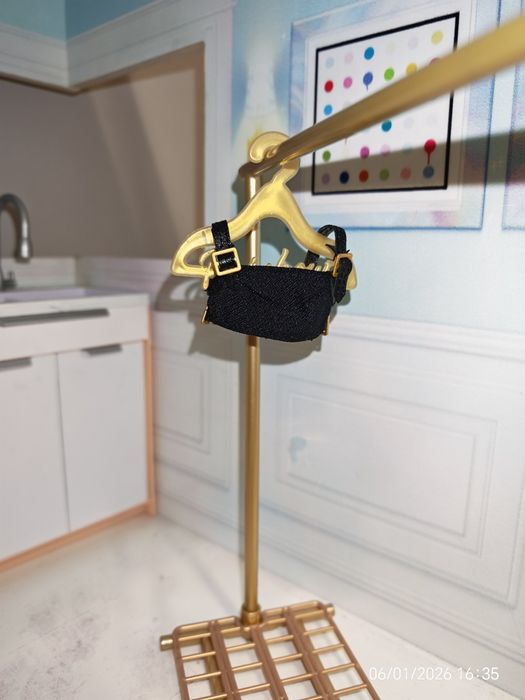 Bluzka dla lalki Rainbow High, Shadow High Ainsley Slater