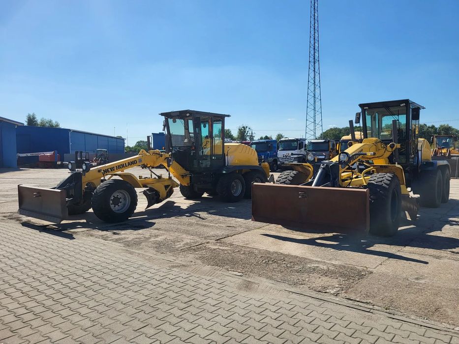 New Holland F 106.6 6x6 spr z Niemiec  równiarka 6x6 2 sztuki z Niemiec HBM O&K case New Holland cat volvo