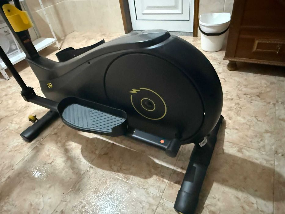 Máquina de exercício: Elíptica