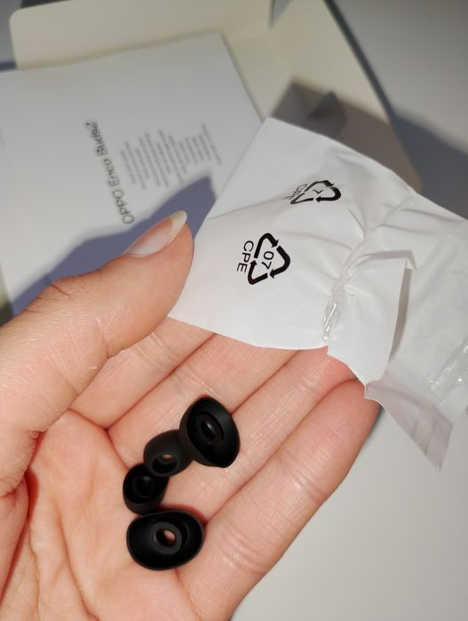 Бездротові навушники, в гарному стані