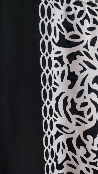 Bluzka wzór geometryczny rozm L