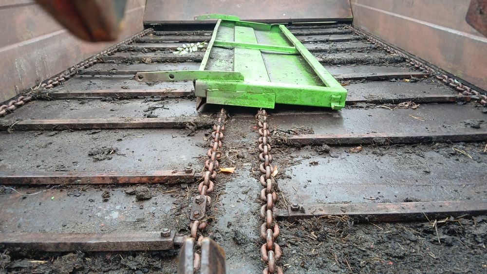 Rozrzutnik Obornika Tandem 8 ton Warfama  Przyczepa  Wywrotka D-47