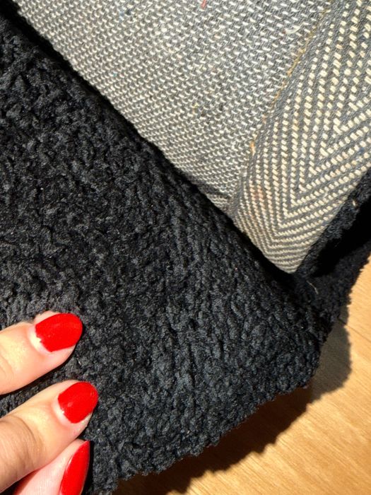 Tapete preto pelo curto 200x300