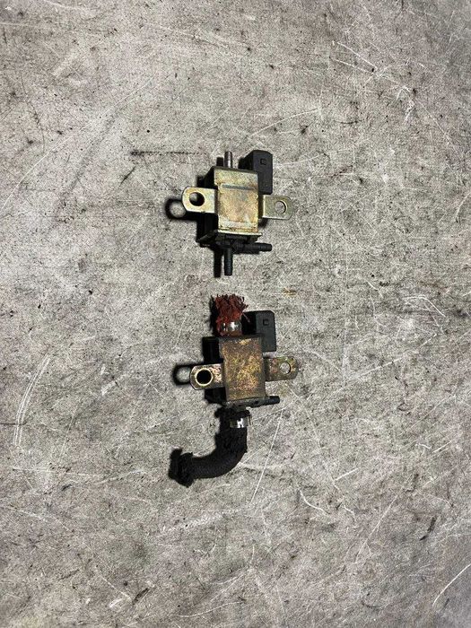 Клапан керування перетворювач тиску наддуву Audi Volkswagen 028906283F