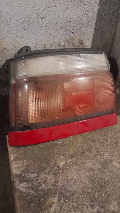 Farolim traseiro toyota corolla star van