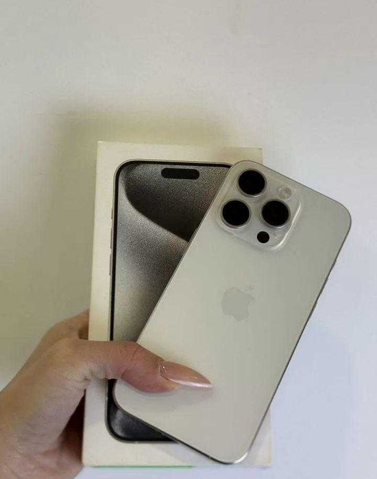 iPhone 15 Pro, 256 ГБ, SIM + eSIM