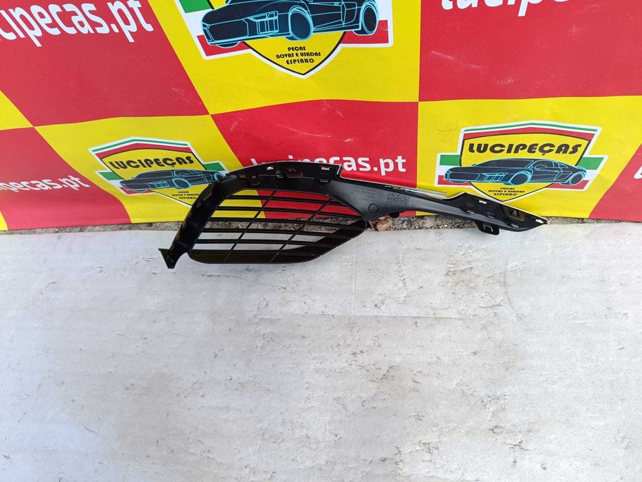 Grelha do para choque PEUGEOT 308 II 13-
