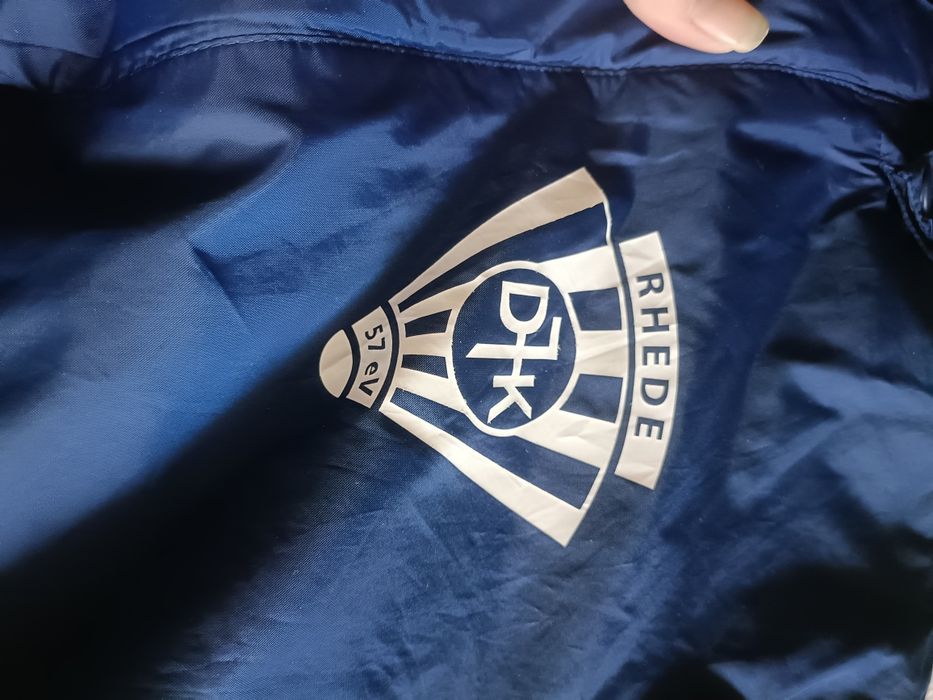 Młodzieżowa kurtka wiatrówka rozmiar 164. Adidas