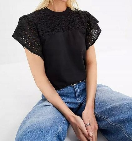 B.P.C t-shirt czarny z koronką r.40/42