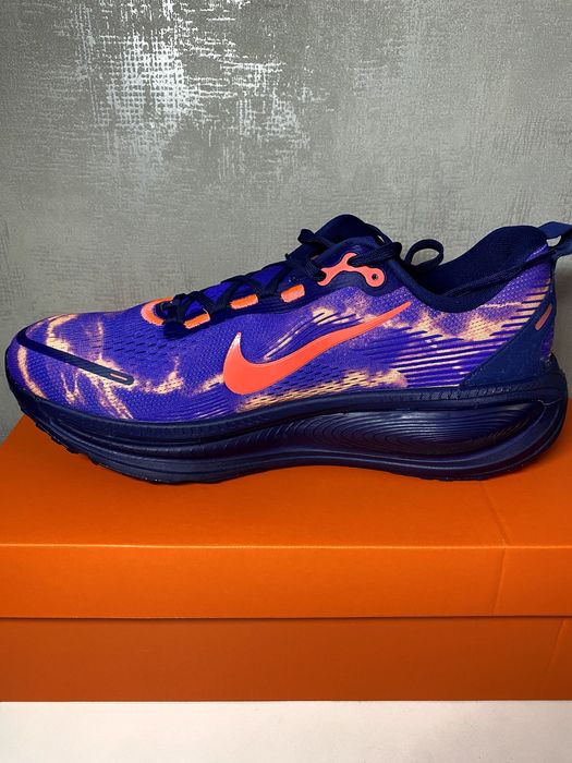 Чоловічі кросівки Nike Vomero 18, розмір EU 44.5 / 28.5 см