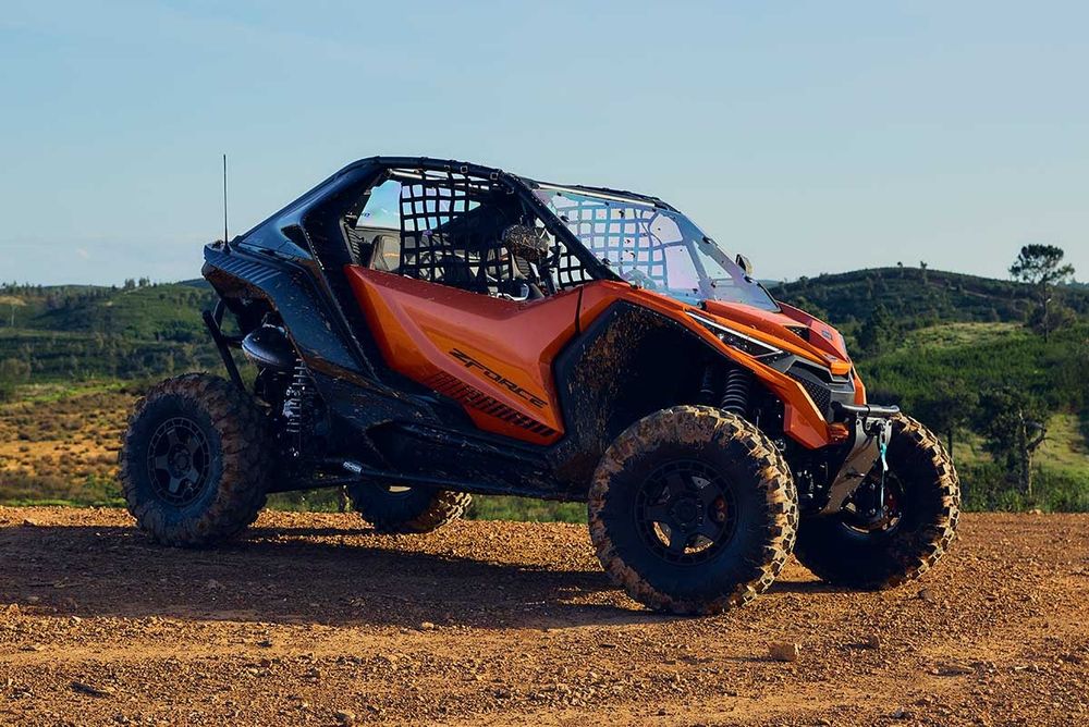 Продам мотовсюдохід баггі Cfmoto zforce z10 turbo