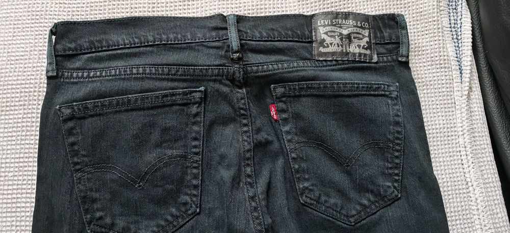 Levi's Jeans. W33 L32