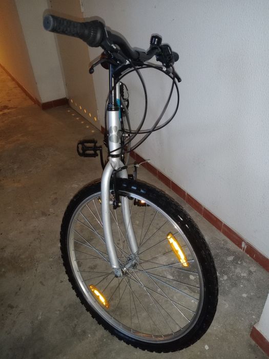 70€ Bicicleta roda 26 excelente pegar e andar