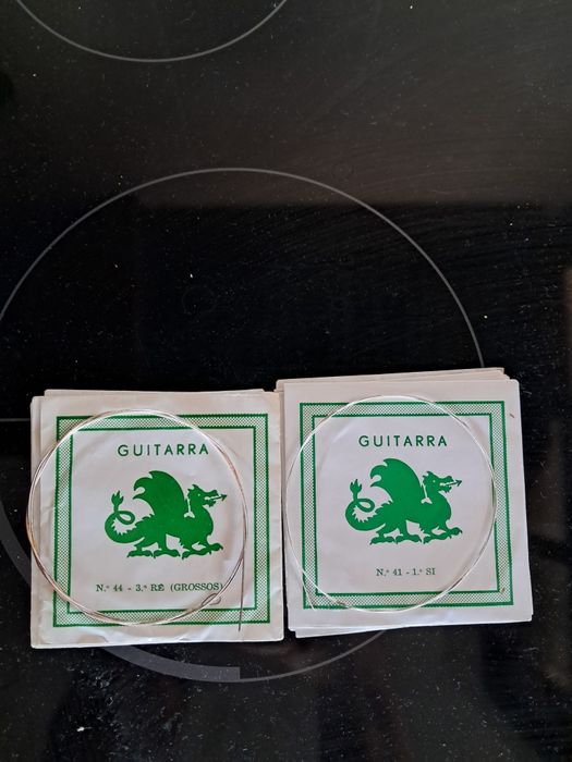 Lote de Cordas de viola e guitarra