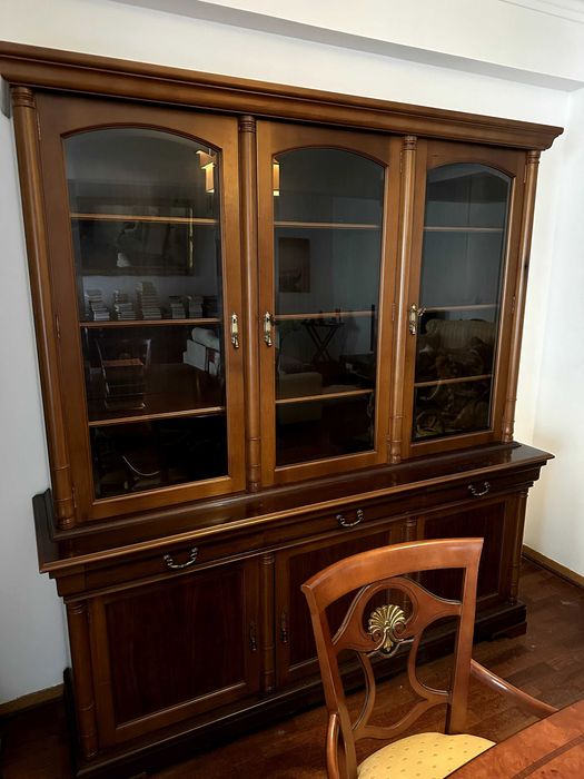 Mobília de Sala de Jantar Completa | Estilo Clássico