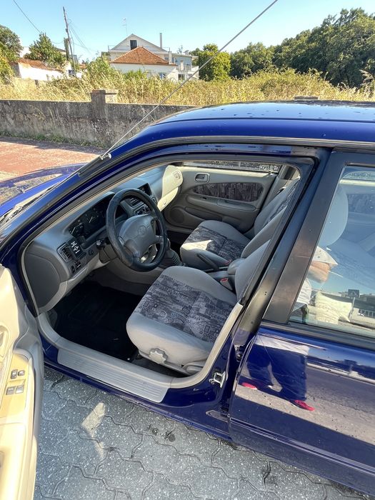 Toyota Corolla Liftback E11 1.3 Gasolina – 102.000 km – 3.000€