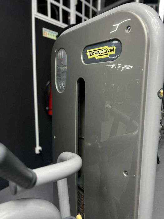Low Row Technogym