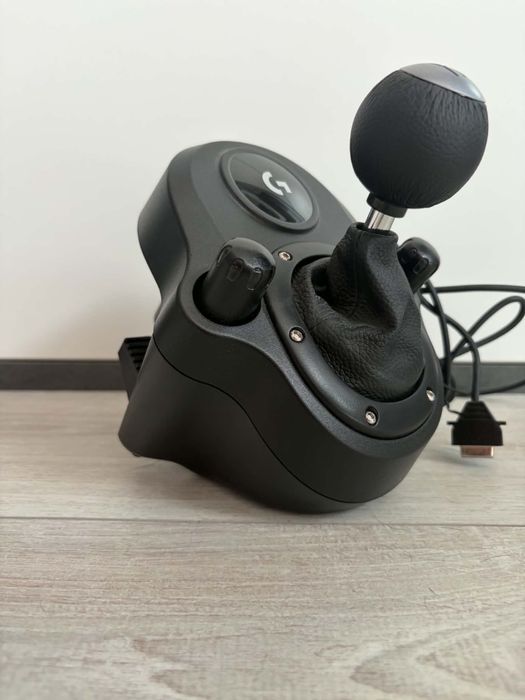 Zestaw Logitech G29