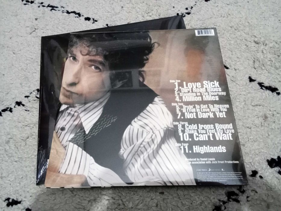 Vinyl – Bob Dylan + Eric Clapton428780479348756481