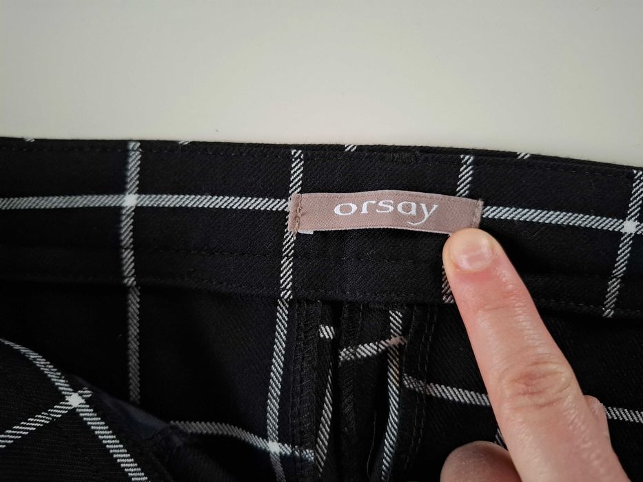 Spodnie materiałowe w kratkę Orsay 36