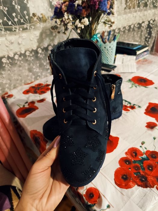 Ботіночкі легесенькі жіночі 37-38р.