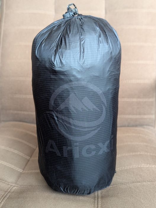 Туристична палатка Aricxi Light 2