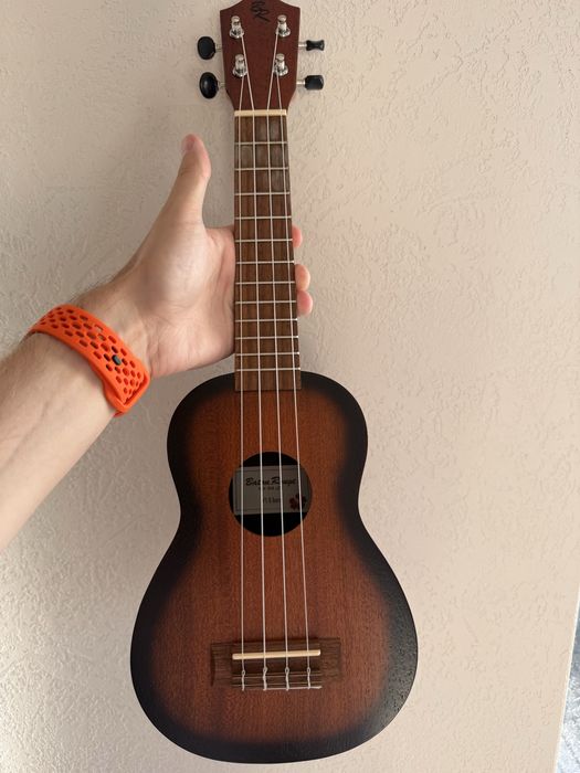 Nieuzywane ukulele