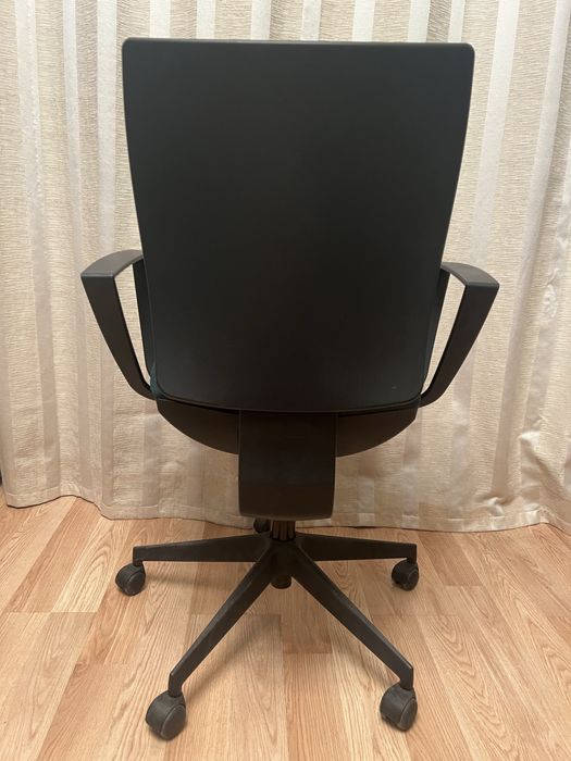 Кресло офисное.Крісло офісне.LD Seating LYRA 232.Italy.Италия.Стул.