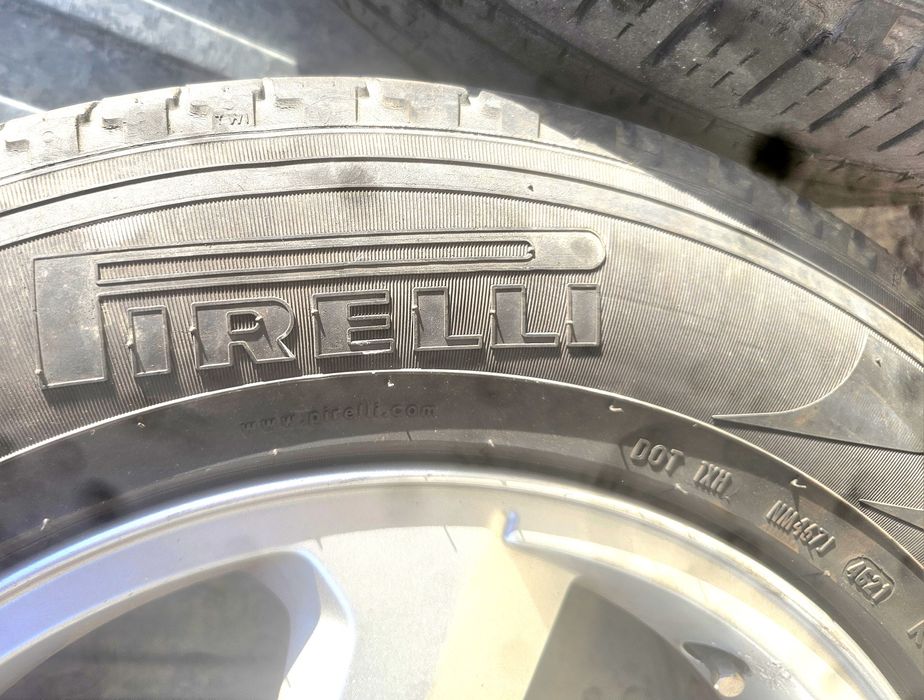 Pneus e jantes 215/65R16