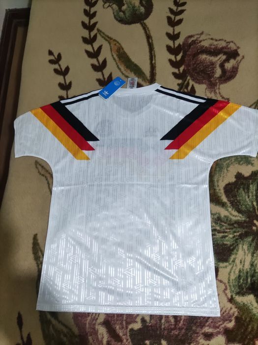 Equipamento Toni Kroos 2024 ADIDAS + Camisola sem nome originais