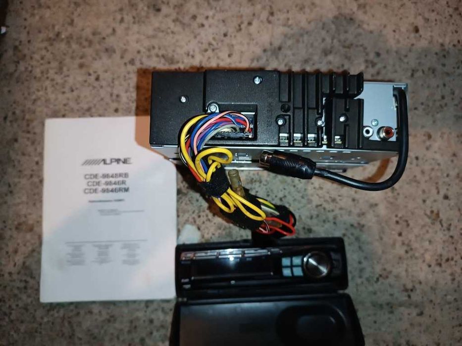 RadioCDText iPod AUX ALPINE CDE9846RM 45W MP3 Bass Subw Bluetooth 2RCA