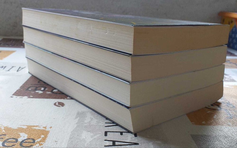 Vários títulos Mary Higgins Clark - Portes incluídos