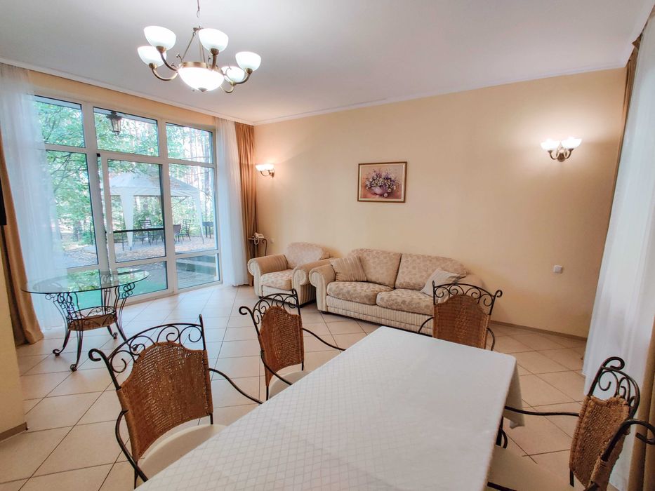 Оренда котеджу під Києвом у с. Мощун