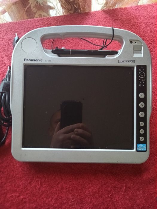 Panasonic Toughbook CF-H2 10.1" захищений планшет 8Gb/ssd450GB 2D сканер,