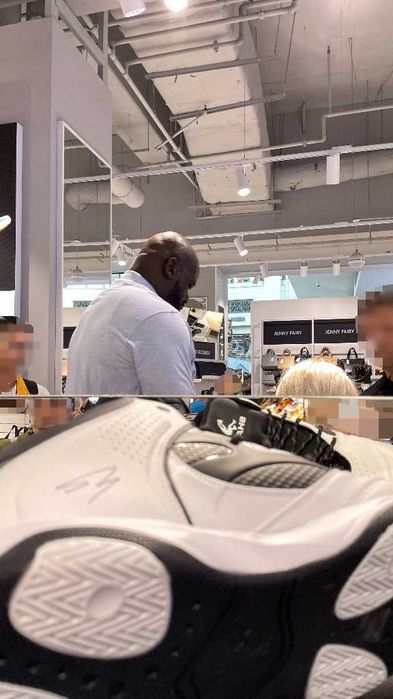 Shaquille O'Neal autograf but Shaq