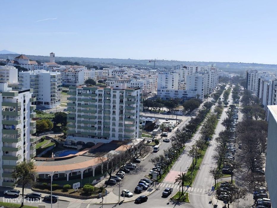 Apartamento T1 totalmente renovado, a 80 metros da Praia de Quartei... — Quarteira, Faro