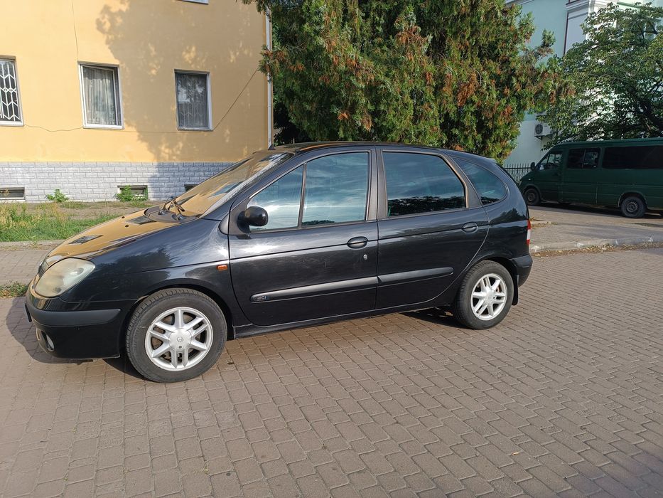 Renault Scenik |