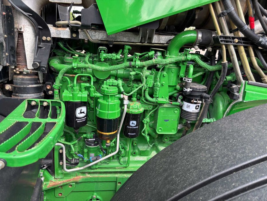 John Deere 7200R