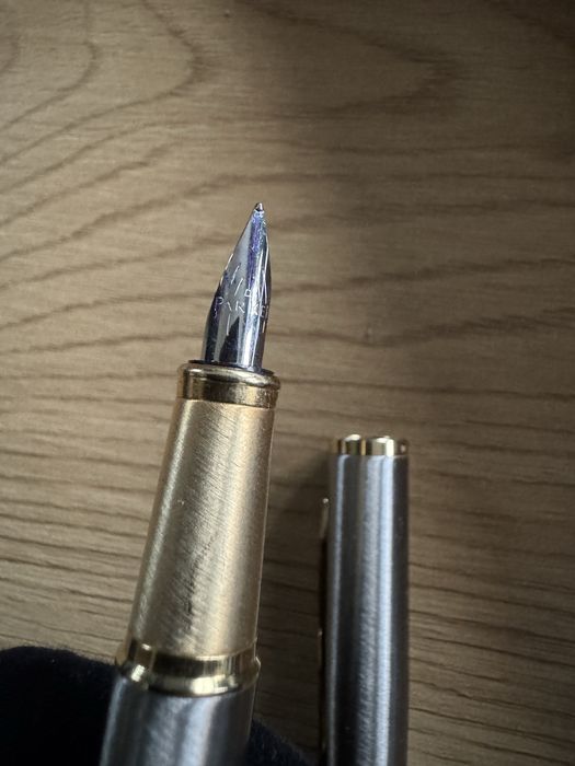 Ручка Parker перьевая