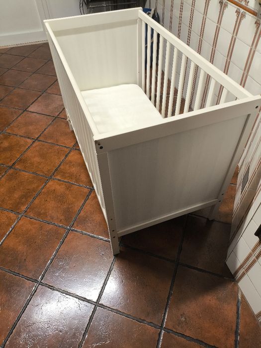 Berço bebe com colchão