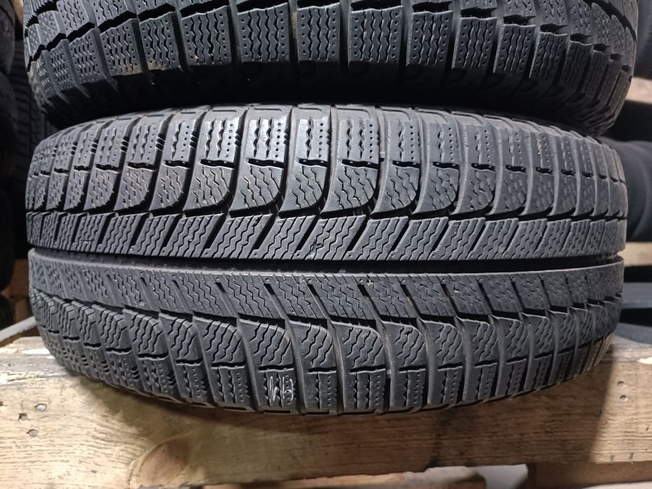 Зимові шини MICHELIN 205/55 R16 резина Р16