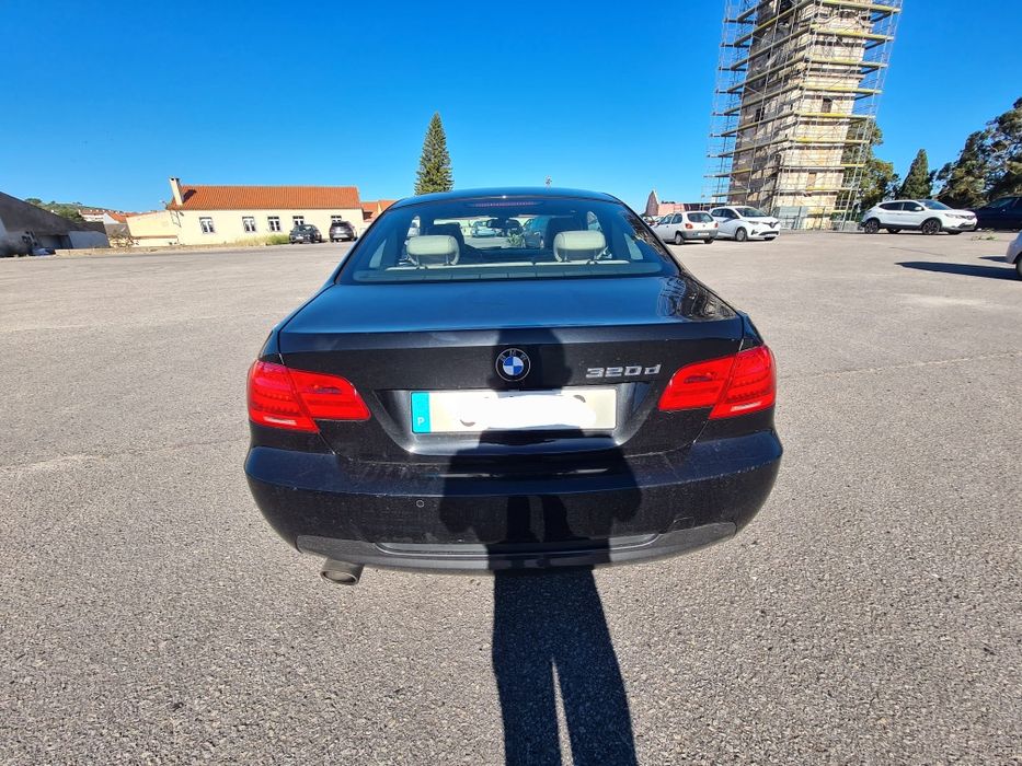 BMW 320 D em bom estado, um unico dono.
ESTOFOS EM PELE JANTES ESPECIAIS